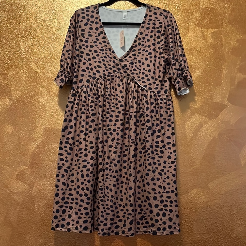 Tan & Black Speckle animal Print Ruffle-Sleeve Surplice Dress - Picture 3 of 5